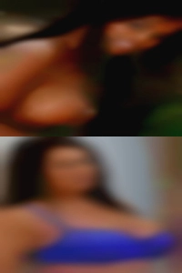 Smiling clubs naked woman.